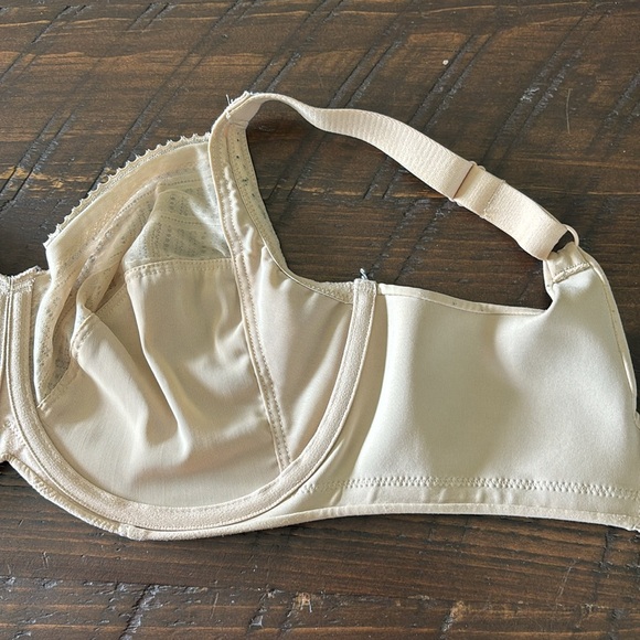 Bra - Picture 4 of 6